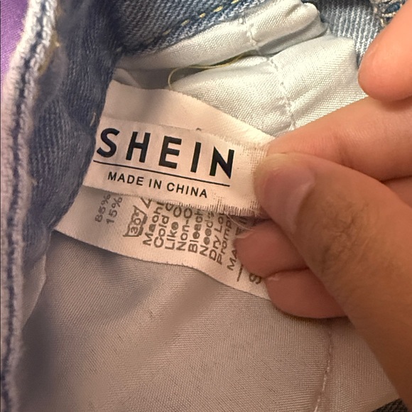 SHEIN Frayed Light Blue Jean Shorts - Picture 2 of 2